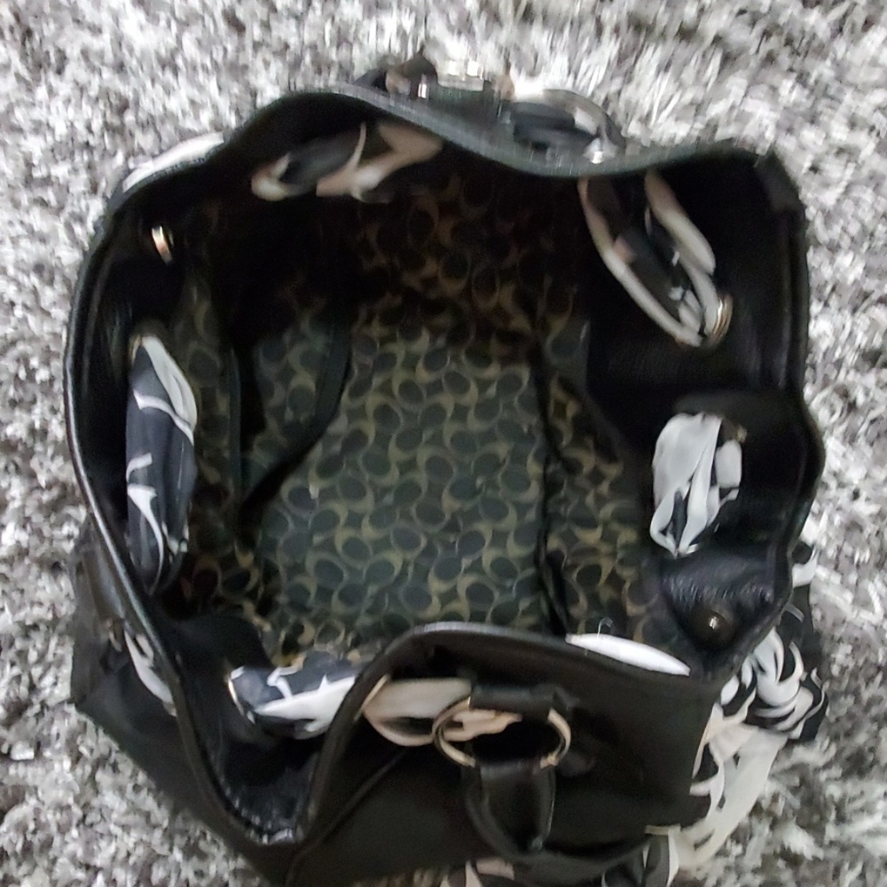 Coach handbag - Picture 3 of 4